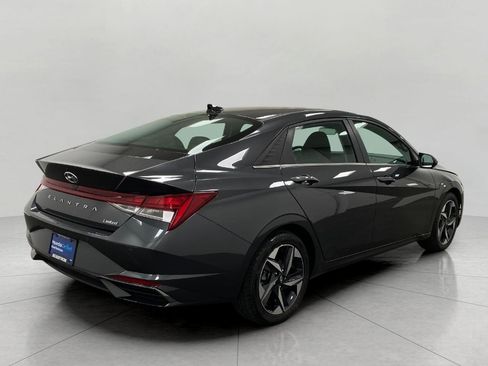 Certified 2023 Hyundai Elantra Limited FWD image 3