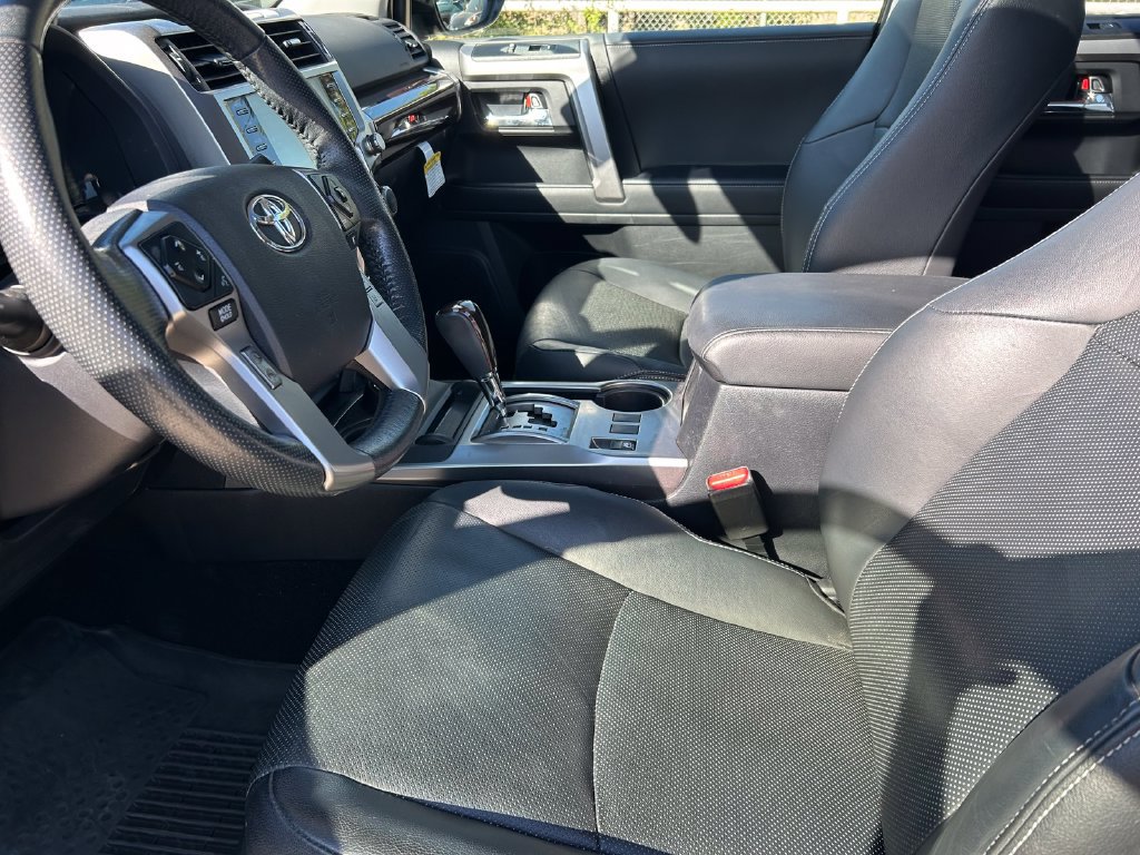 Used 2024 Toyota 4Runner Limited AWD/4WD image 11