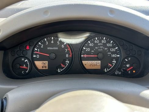 Used 2017 Nissan Frontier SV image 18