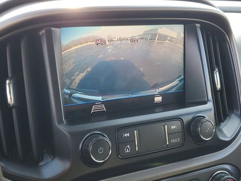 Used 2021 GMC Canyon AT4 w/ Driver Alert Package AWD/4WD image 19