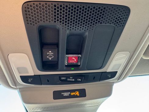 New 2025 Honda Accord SE image 9