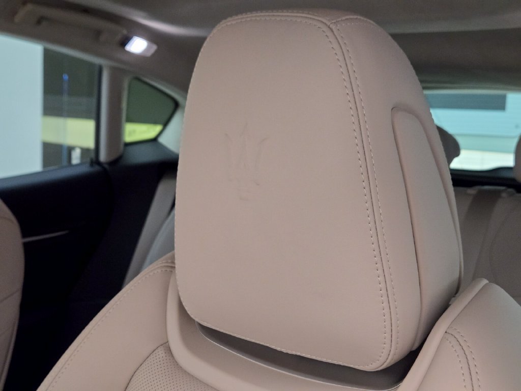 Certified 2023 Maserati Levante Modena AWD/4WD image 34