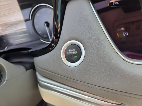 Used 2024 Cadillac XT5 Premium Luxury FWD image 30