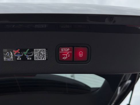 New 2026 Mercedes-Benz GLC 300 4MATIC image 16