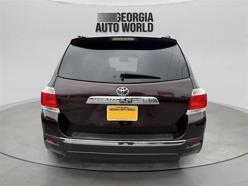 Used 2011 Toyota Highlander Limited w/ Tow Pkg FWD image 12