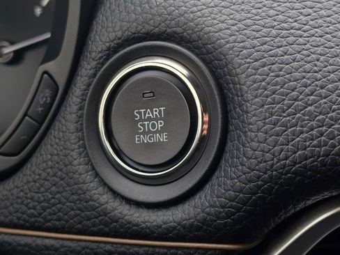 Used 2025 MAZDA CX-70 3.3 Turbo w/ Preferred Package image 34