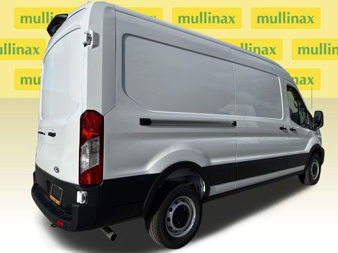 New 2026 Ford Transit 250 148 Medium Roof RWD image 14