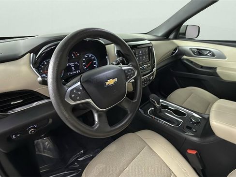 Certified 2023 Chevrolet Traverse LS w/ Safety Package image 18