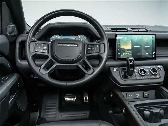 Used 2023 Land Rover Defender 110 X AWD/4WD image 20