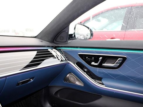 Used 2025 Mercedes-Benz S 580 4MATIC Sedan image 23