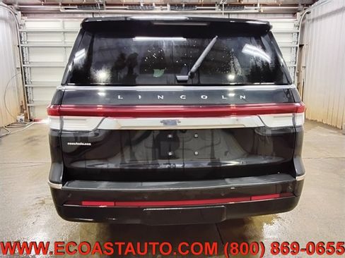 Used 2024 Lincoln Navigator L Reserve AWD/4WD image 8