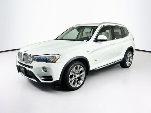 Used 2016 BMW X3 xDrive28i AWD/4WD image 3