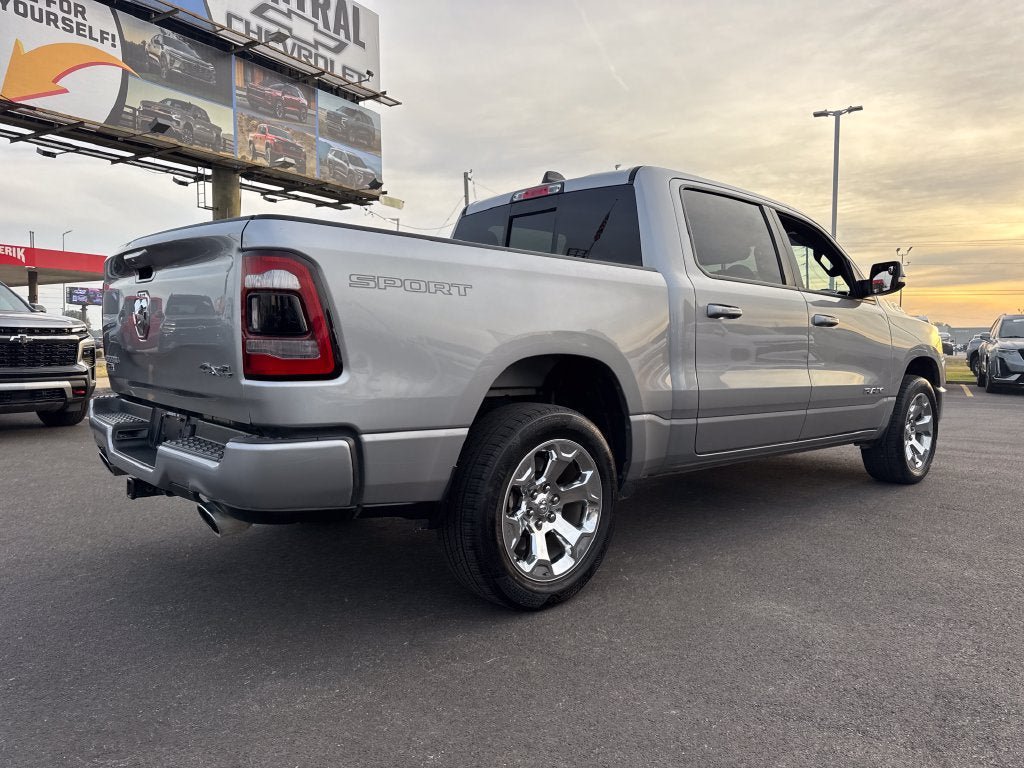 Used 2022 RAM 1500 Big Horn AWD/4WD image 6