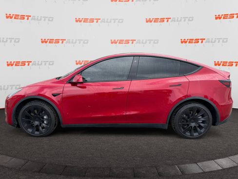 Used 2021 Tesla Model Y Long Range AWD/4WD image 2