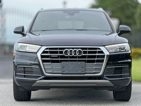 Used 2018 Audi Q5 2.0T Premium w/ Convenience Package AWD/4WD image 3