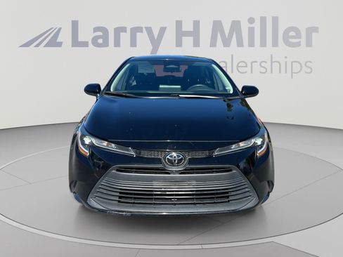 Used 2023 Toyota Corolla LE FWD image 8