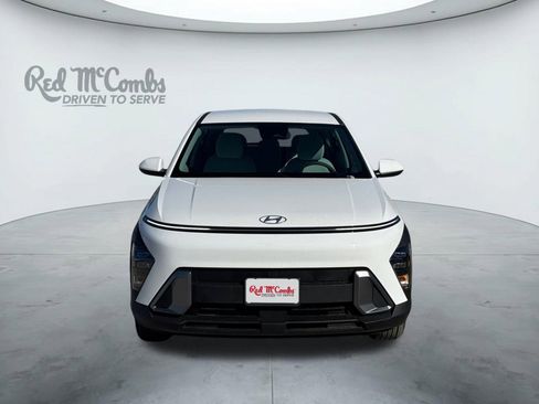 New 2026 Hyundai Kona SE image 8