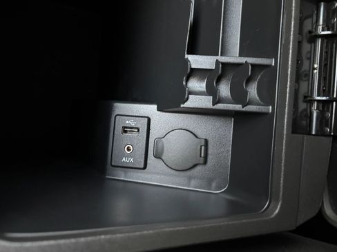 Used 2015 Nissan Xterra PRO-4X image 24