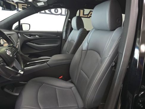 Used 2023 Buick Enclave Premium AWD/4WD image 19