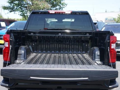 Used 2025 Chevrolet Silverado 1500 Custom AWD/4WD image 31