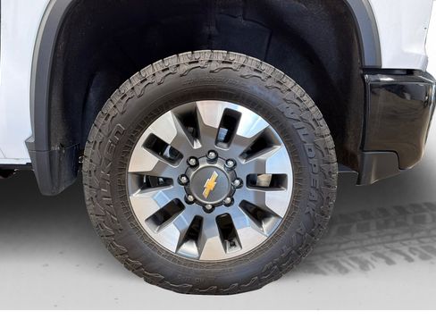 Used 2021 Chevrolet Silverado 2500 Custom w/ Custom Value Package AWD/4WD image 50