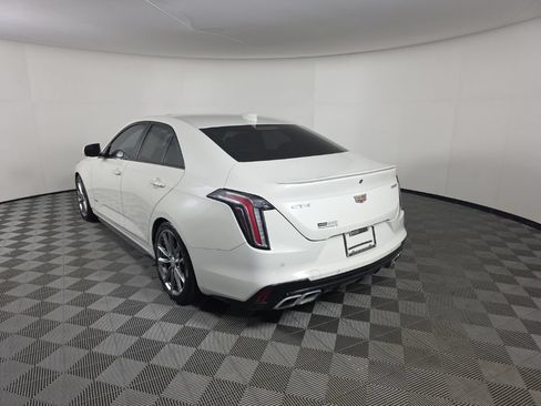 Used 2021 Cadillac CT4 V w/ Technology Package RWD image 3