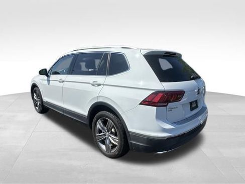 Used 2018 Volkswagen Tiguan SEL Premium AWD/4WD image 5