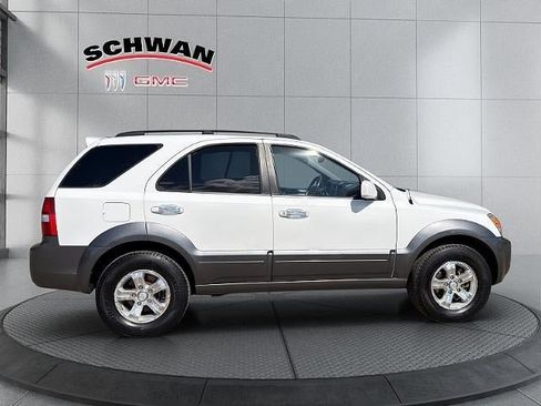 Used 2008 Kia Sorento EX w/ Luxury Pkg AWD/4WD image 3