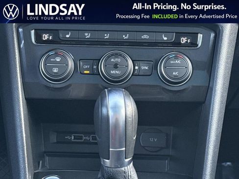 Used 2019 Volkswagen Tiguan SE w/ Panoramic Sunroof Package image 16