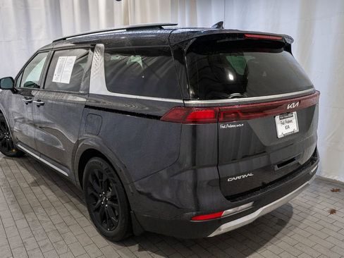 Certified 2024 Kia Carnival SX Prestige image 4
