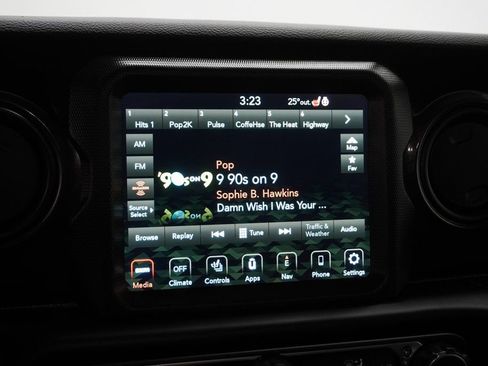 Certified 2022 Jeep Wrangler Unlimited Sport image 23