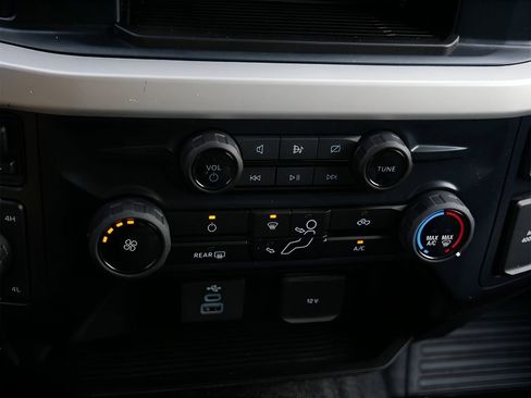 Used 2024 Ford F550 4x4 SuperCab Super Duty image 22