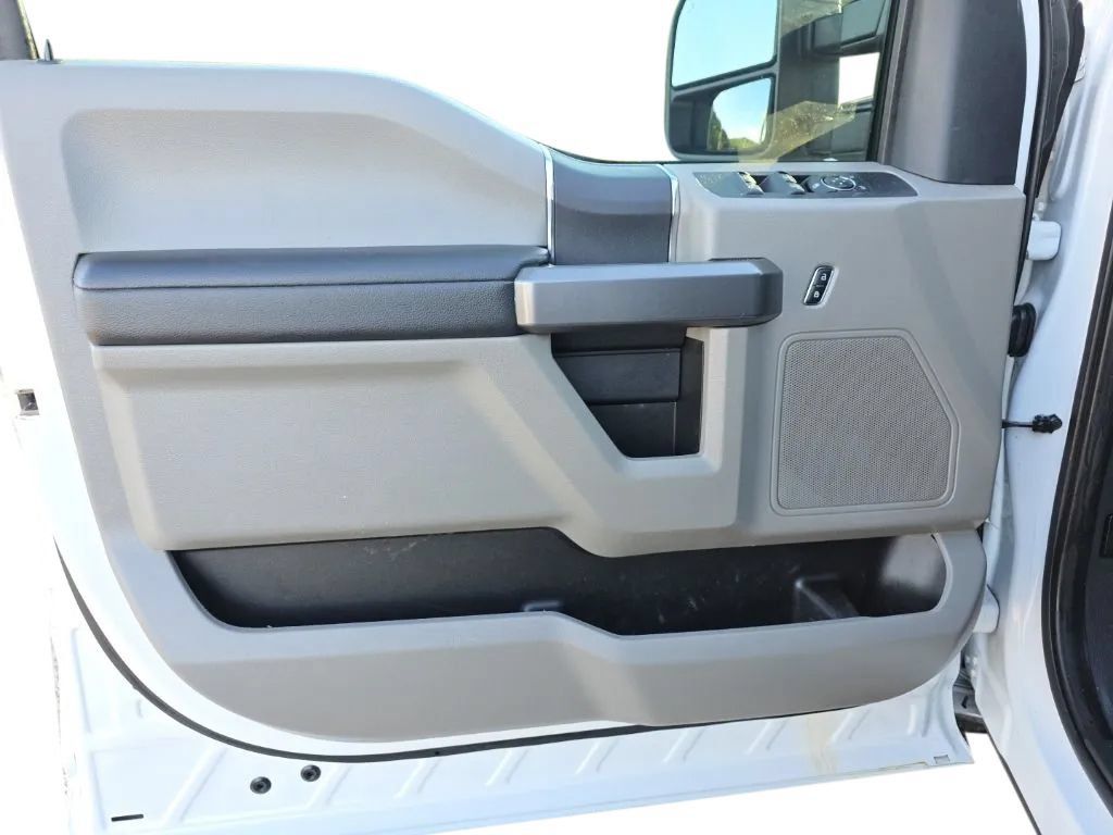 Used 2022 Ford F250 XLT AWD/4WD image 12