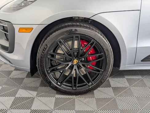 New 2026 Porsche Macan GTS AWD/4WD image 11