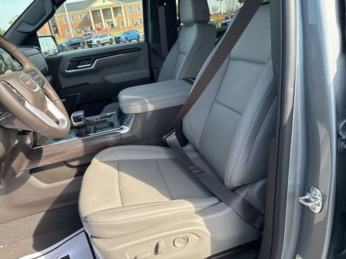 New 2026 GMC Sierra 1500 SLT w/ SLT Convenience Package AWD/4WD image 11