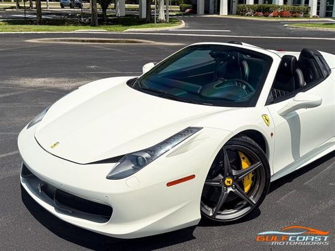 Used 2015 Ferrari 458 Spider RWD image 8