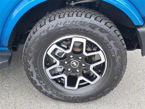 Certified 2022 Ford Bronco Outer Banks image 8