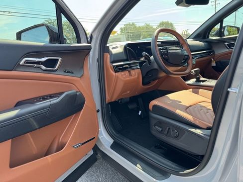 New 2026 Kia Sportage X-Line w/ X-Line Technology Package image 11
