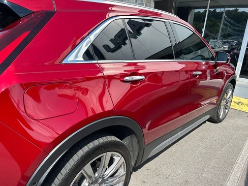 Used 2023 Cadillac XT4 Premium Luxury w/ Enhanced Visibility Package FWD image 3