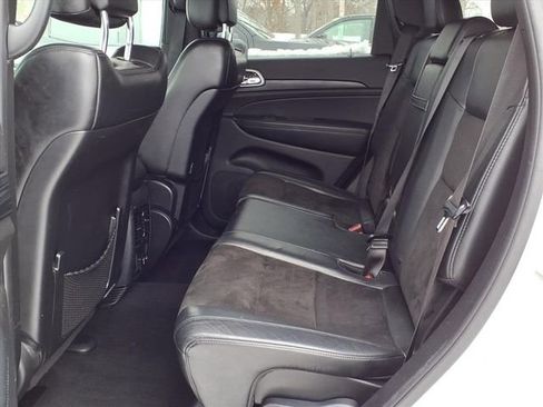 Used 2020 Jeep Grand Cherokee Altitude image 13