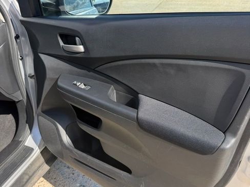 Used 2016 Honda CR-V LX image 22