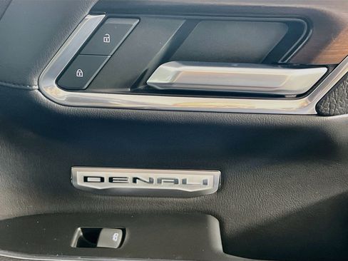 Used 2024 GMC Sierra 1500 Denali w/ Denali Reserve Package AWD/4WD image 31