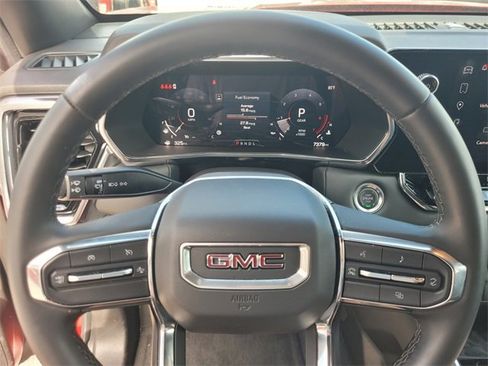 New 2025 GMC Canyon Elevation w/ Convenience Package image 25