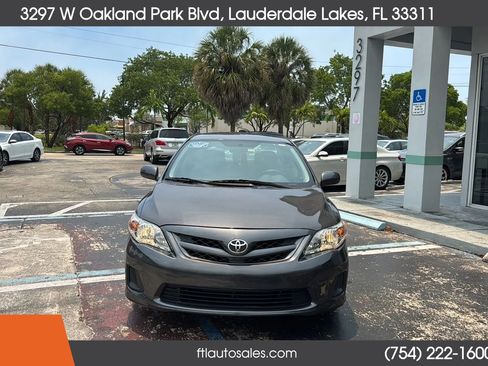 Used 2011 Toyota Corolla LE FWD image 5