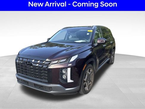 Used 2024 Hyundai Palisade SEL FWD image 2