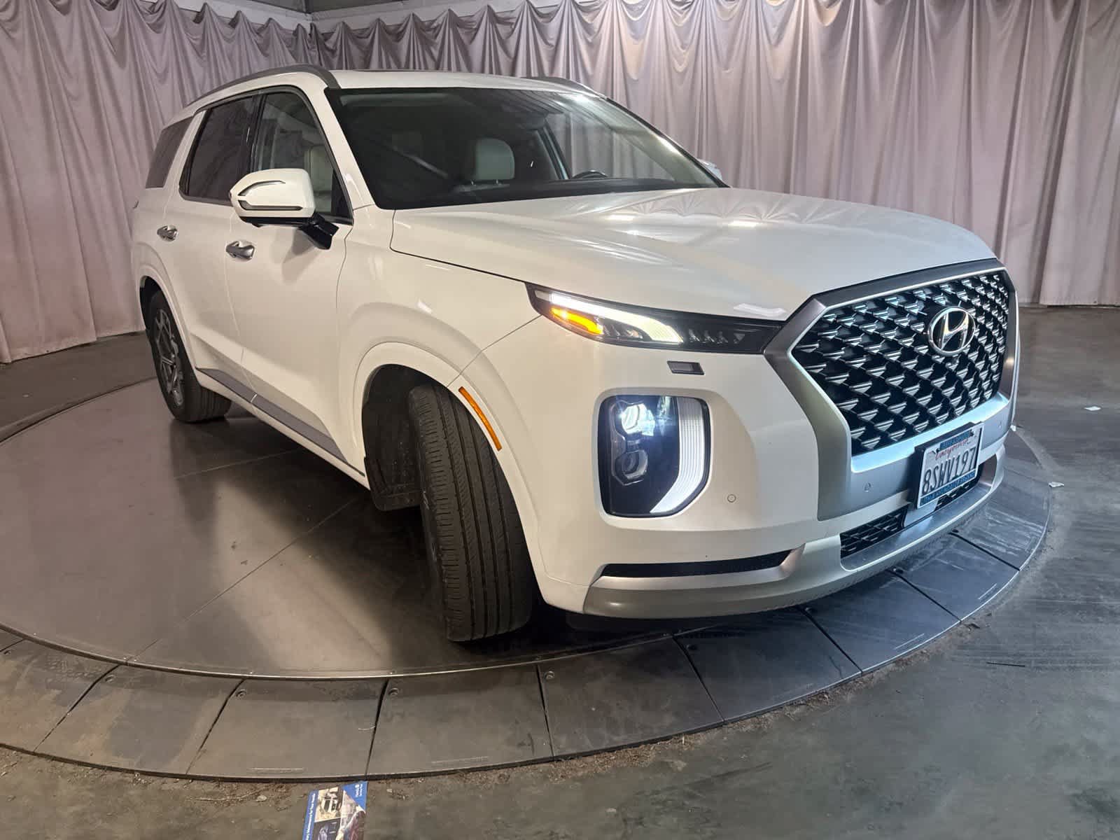 Used 2021 Hyundai Palisade Calligraphy w/ Winter Package AWD/4WD image 3