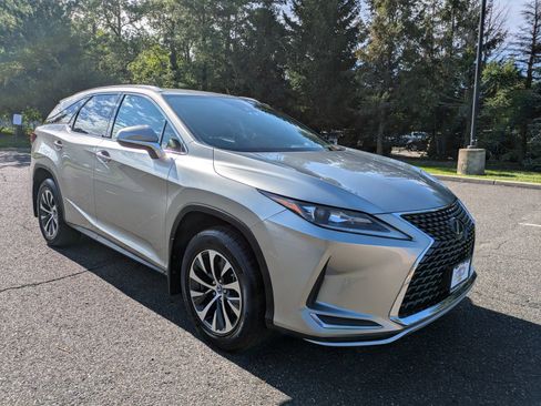 Used 2021 Lexus RX 350L AWD w/ Accessory Package image 2