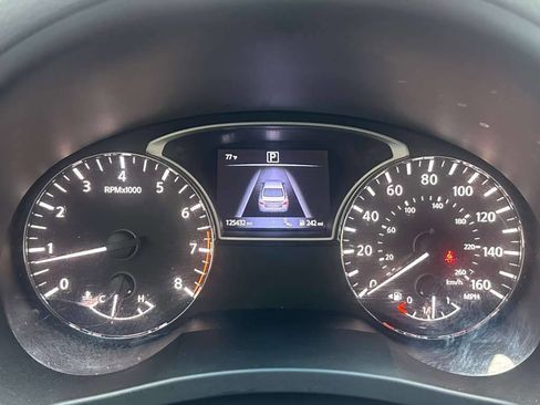 Used 2016 Nissan Altima 2.5 SL FWD image 15