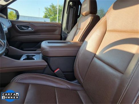 Used 2021 Chevrolet Suburban High Country image 21