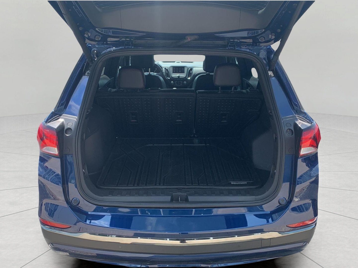 Used 2022 Chevrolet Equinox RS w/ LPO, Floor Liner Package AWD/4WD image 24